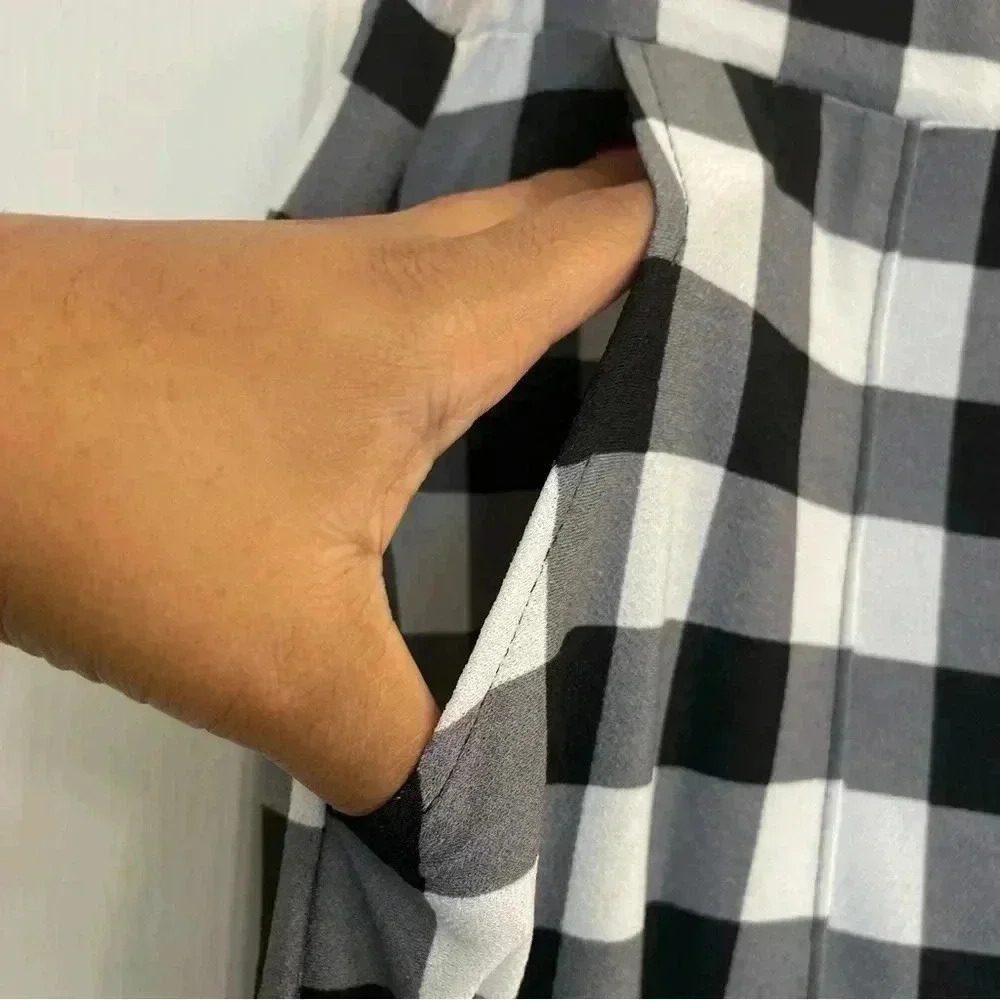 Checkered/Plaid Skirt (Pull On) - Picture 4 of 10